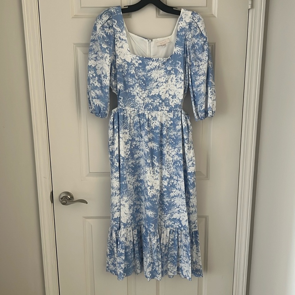 Wayf Cut-Out Dress, size M